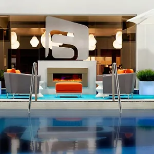 4* Hotel Aloft